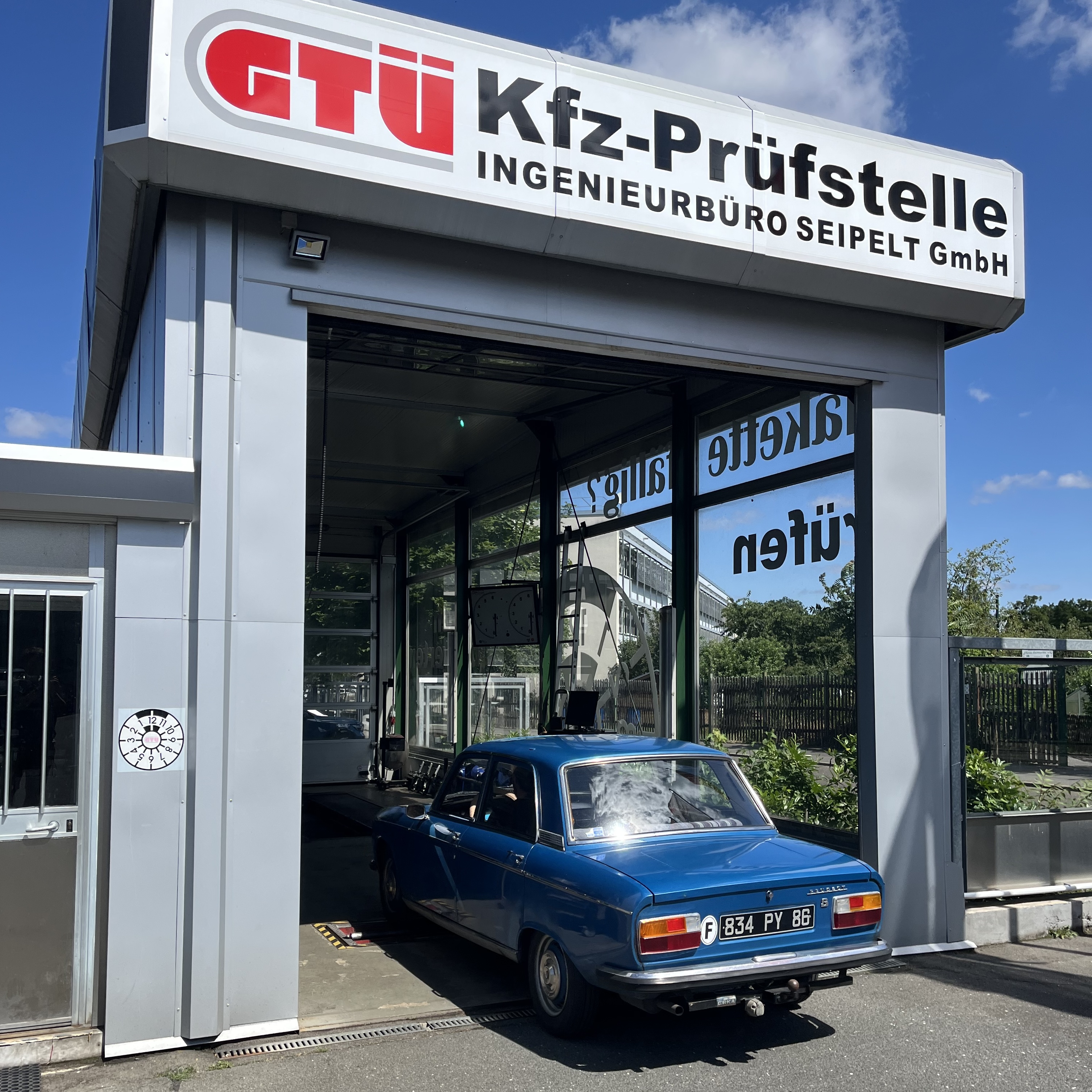 My Peugeot 304 vs. the German TÜV